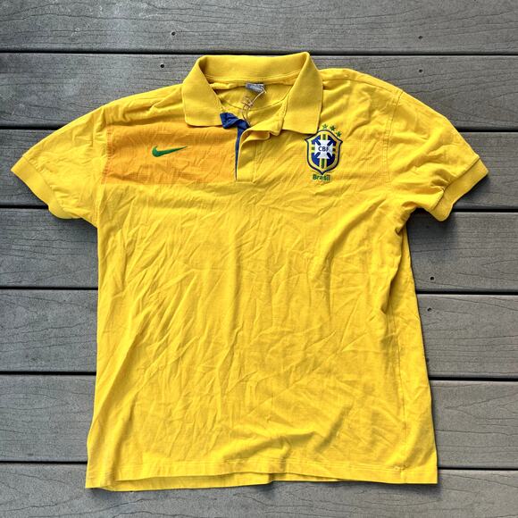 Item 113 Nike Brazilian tee made in brazil, size XL - Picture 1 of 3